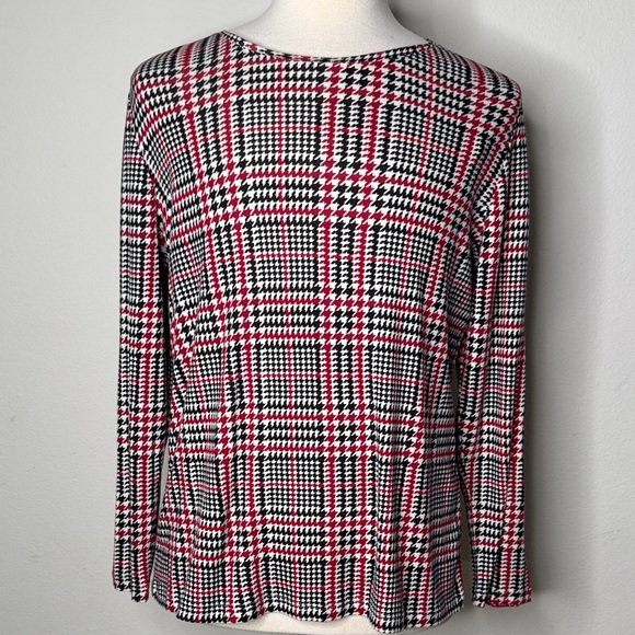 Chico’s long sleeve top red black white pattern throughout size 3 PTP 21” NWT - Picture 1 of 10